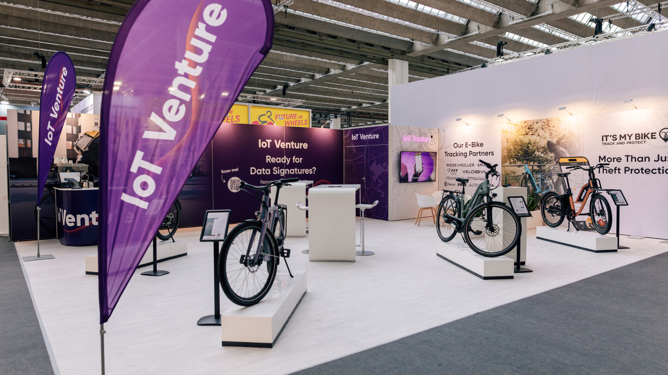 IoT Venture EUROBIKE Stand, im IoT Look